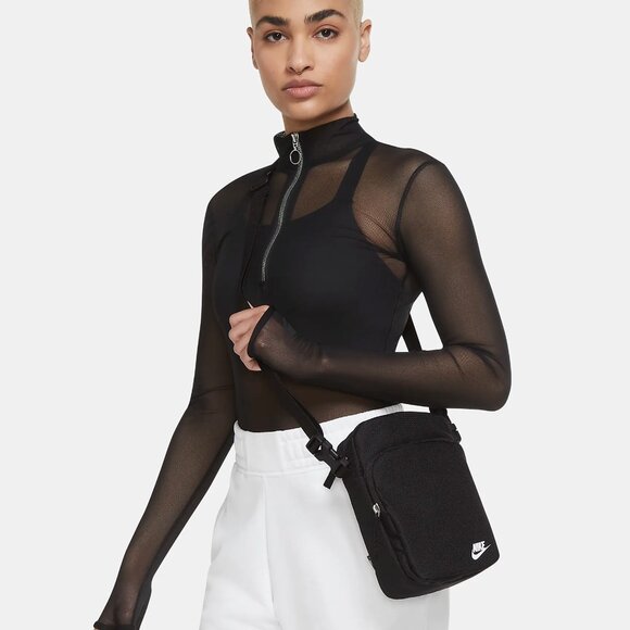 Nike Heritage Crossbody Bag, Black - Picture 3 of 8